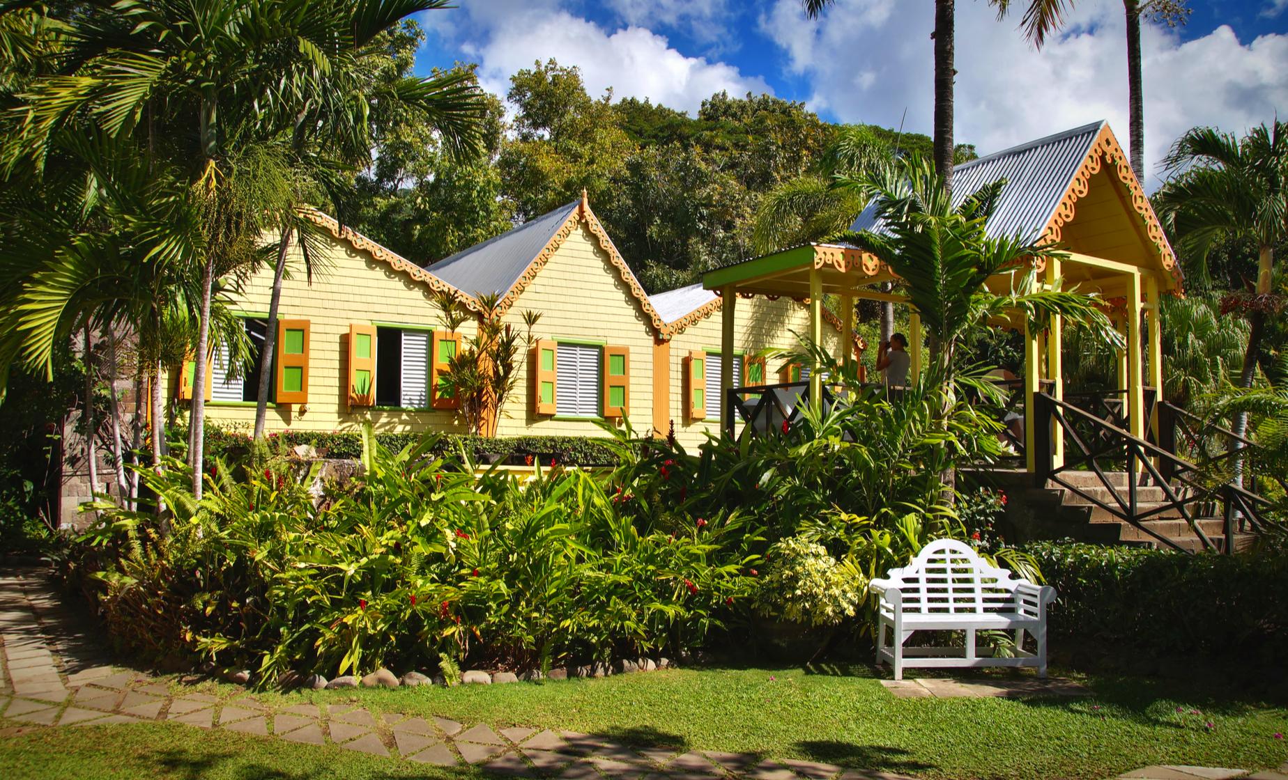 St Kitts Day Tour through Basseterre, Caribelle Batik (Romney Manor, Clay Villa Estate)