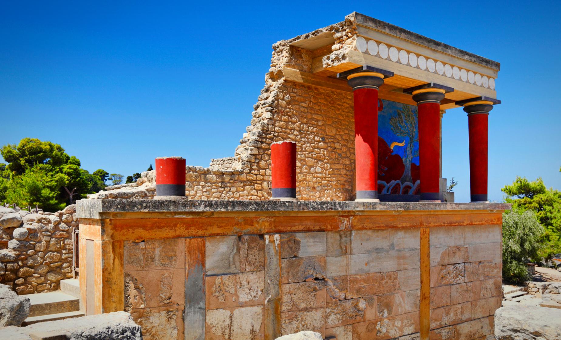 Private Knossos and Boutari Winery Group Tour in Aghios Nikolaos (Crete)