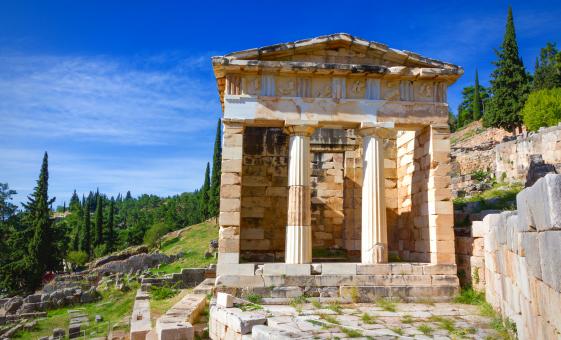 Delphi Full Day Tour from Athens (Thebes, Castalian Spring, Naxian Sphinx)