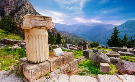 Cultural Tour of Ancient Delphi and Arachova With Visits to Sites like the Delphi Museum and Sanctuary