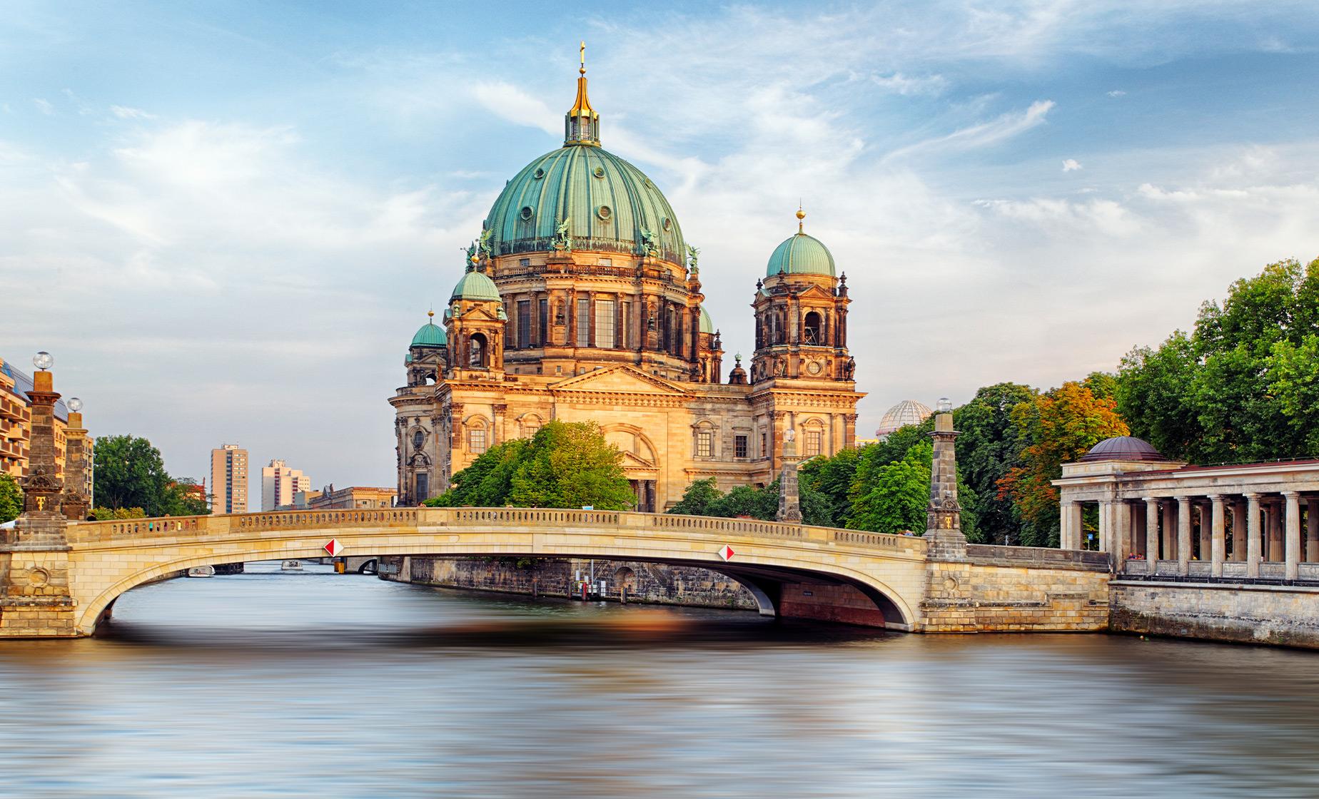 Exclusive Top Twenty Sites of Berlin (Charlottenburg Palace, Bellevue Palace)