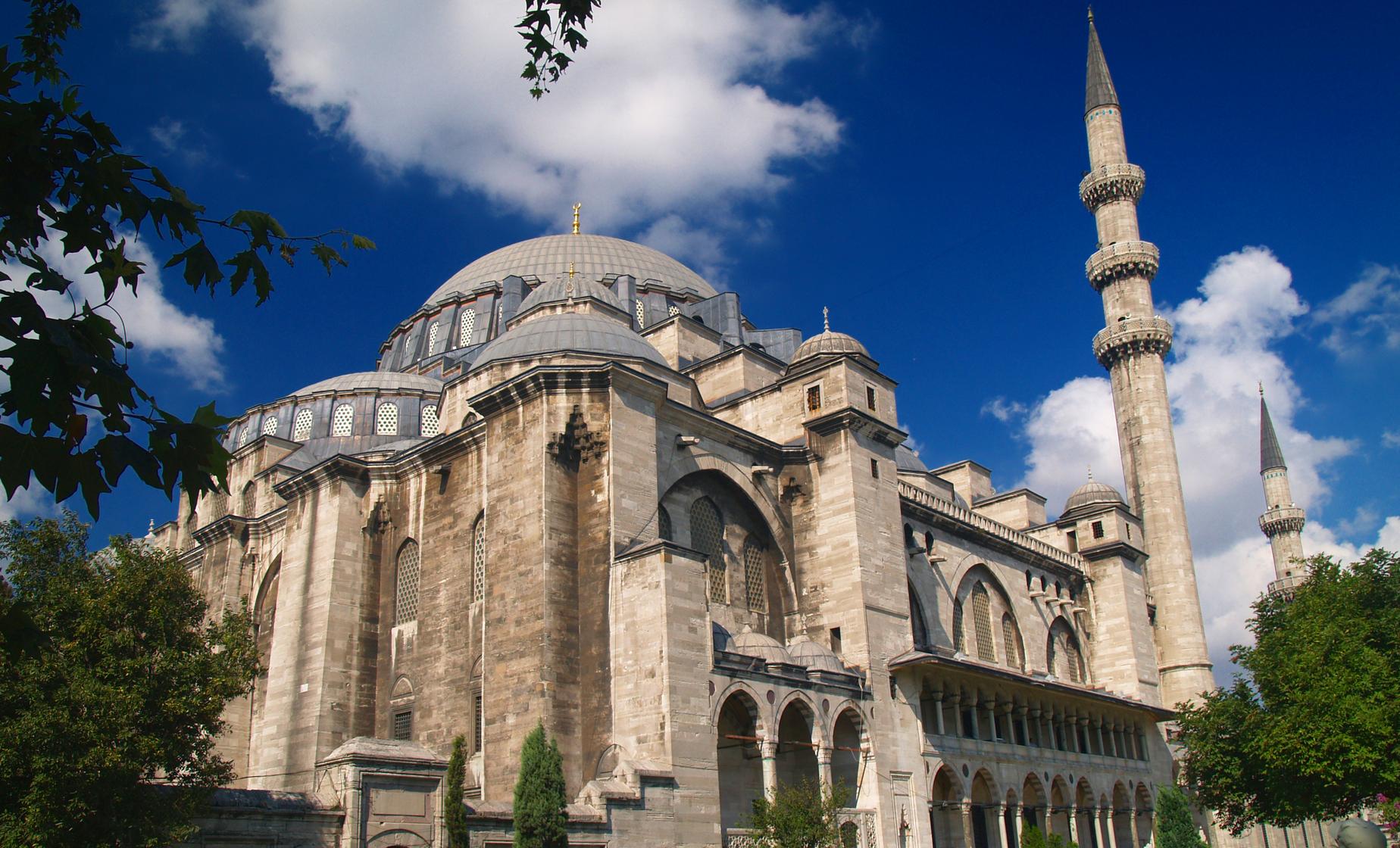 Best of the Artistic & Historic Treasures of Istanbul
