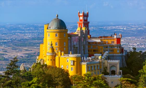 Full Day Sintra Deluxe Tour (Pena Palace of Sintra, Colares, Cabo da Roca)