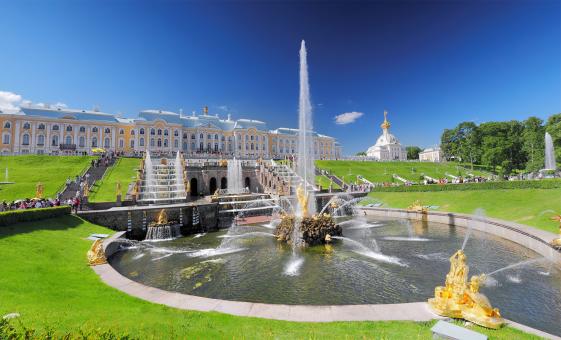 Private Peterhof Gardens and Fountains Tour in St. Petersburg (Visas Included) (Neptune Fountain)