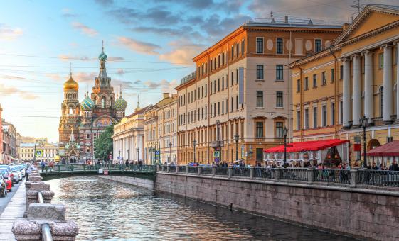 2 Day St. Petersburg Must-Sees and Boat Cruise Tour