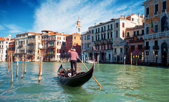 Hidden Gems of Venice Walking Tour, Rialto Bridge and Gondola