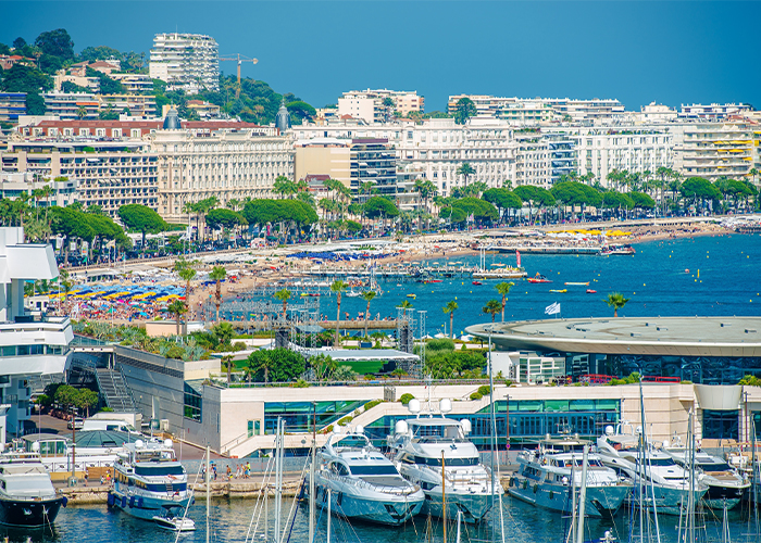 Cannes shore excursions to French Riviera.