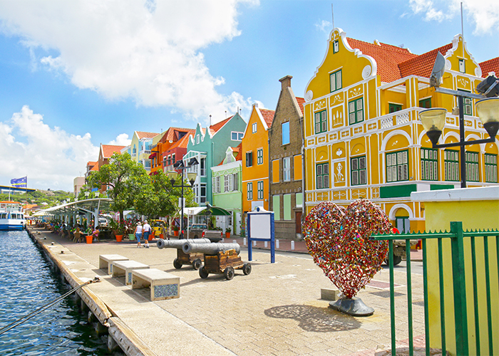 Curacao excursions to port town.