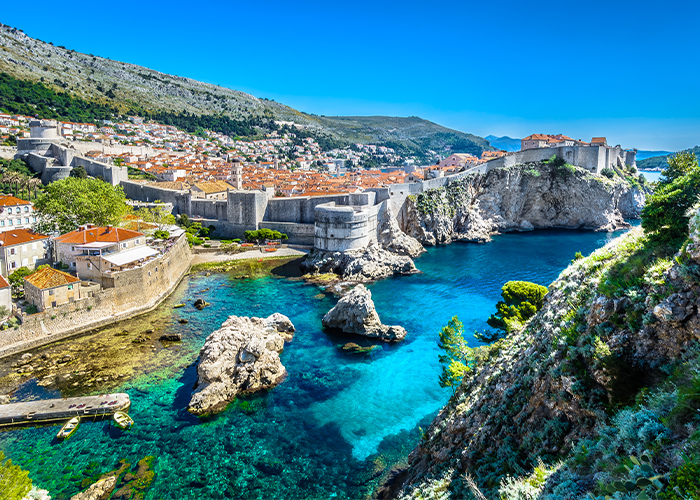 Dubrovnik tours to old town.