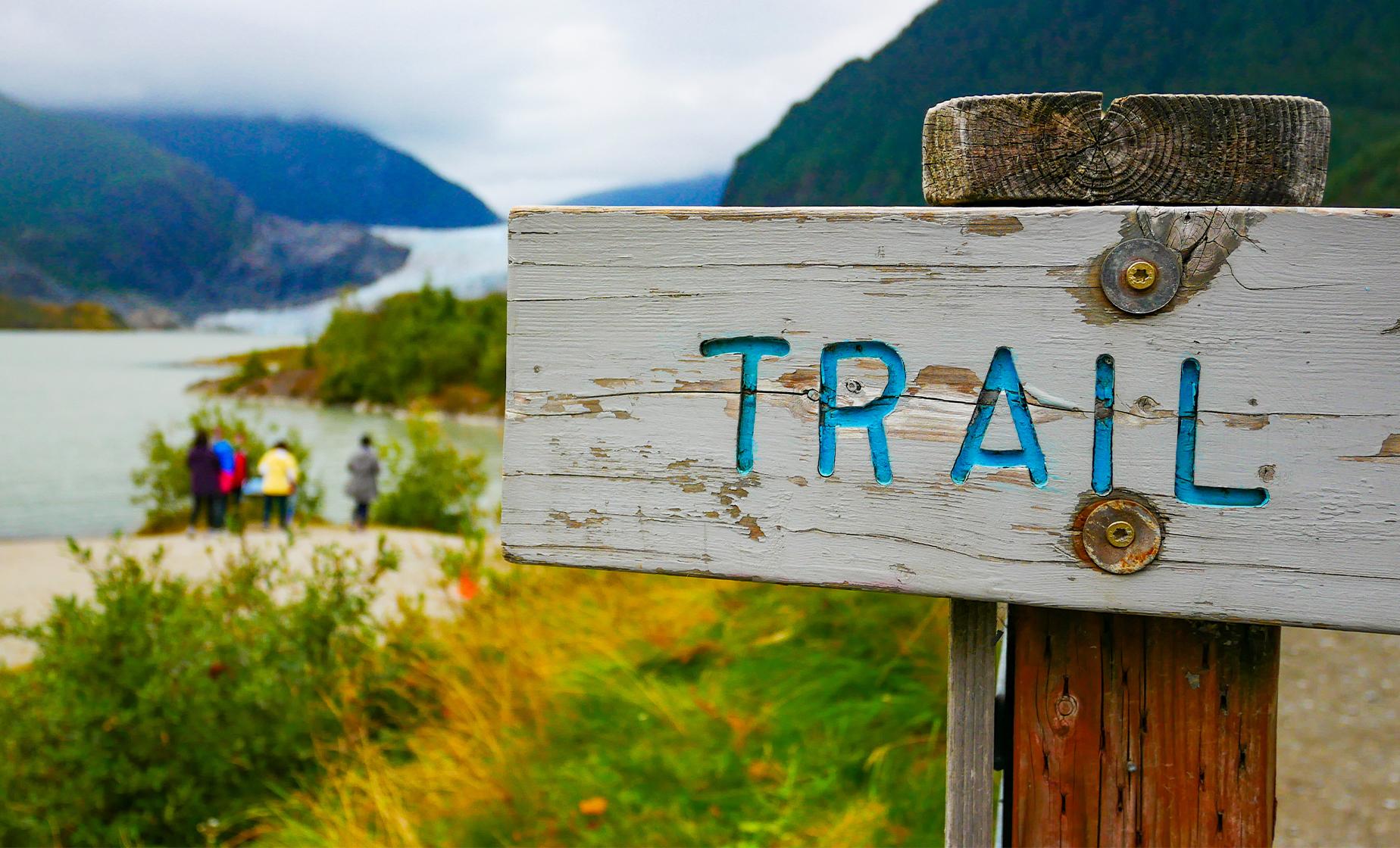 Hiking Day Trip to Mendenhall Glacier and Mendenhall Lake in Juneau