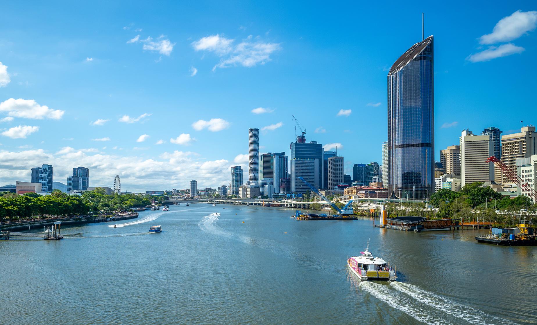 Brisbane City Tour with River Cruise (China Town, Parliament House, South Bank Parklands)