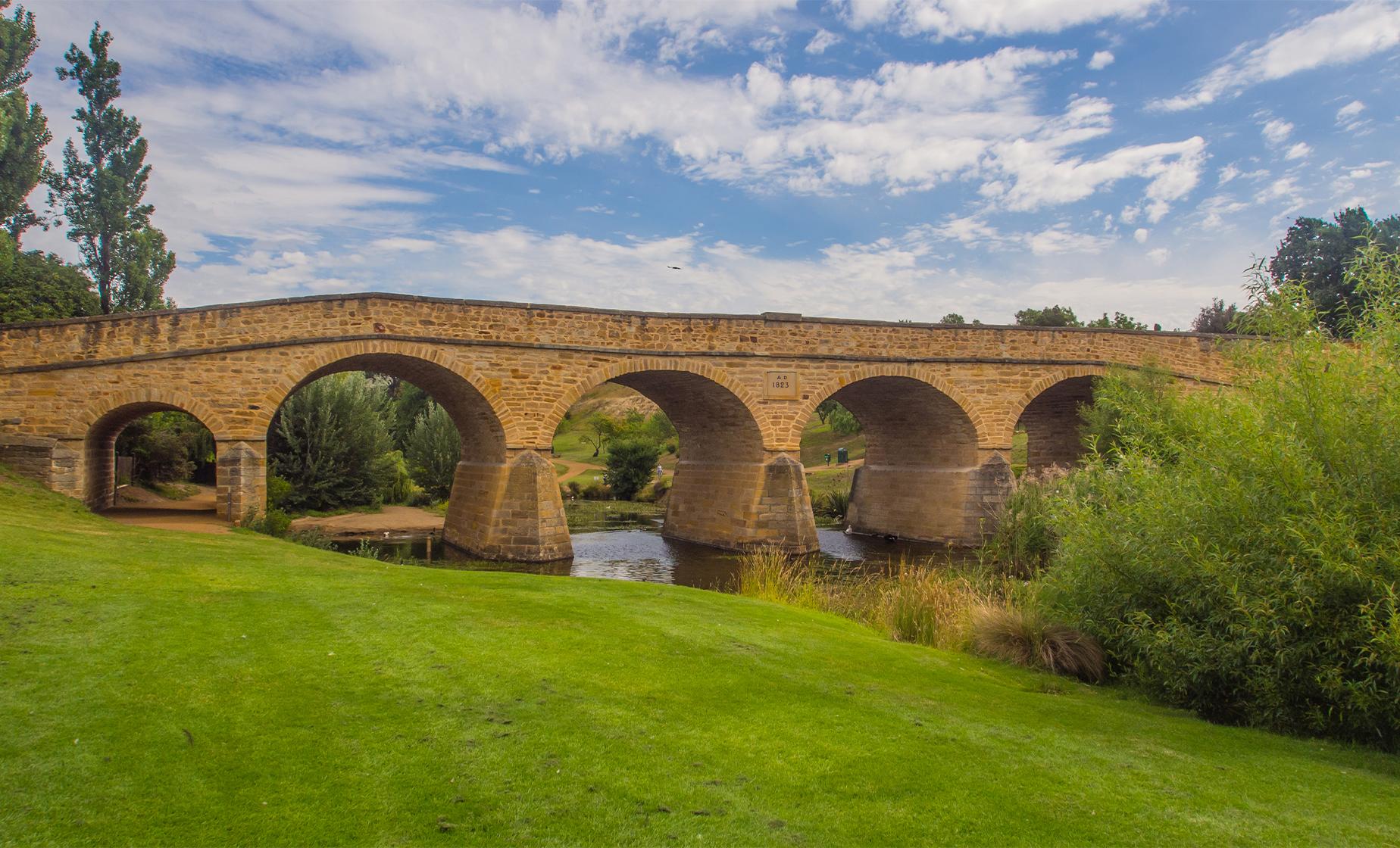 Exclusive Richmond & Tasmanian Devils Tour (Salamanca Place, Richmond Gaol)