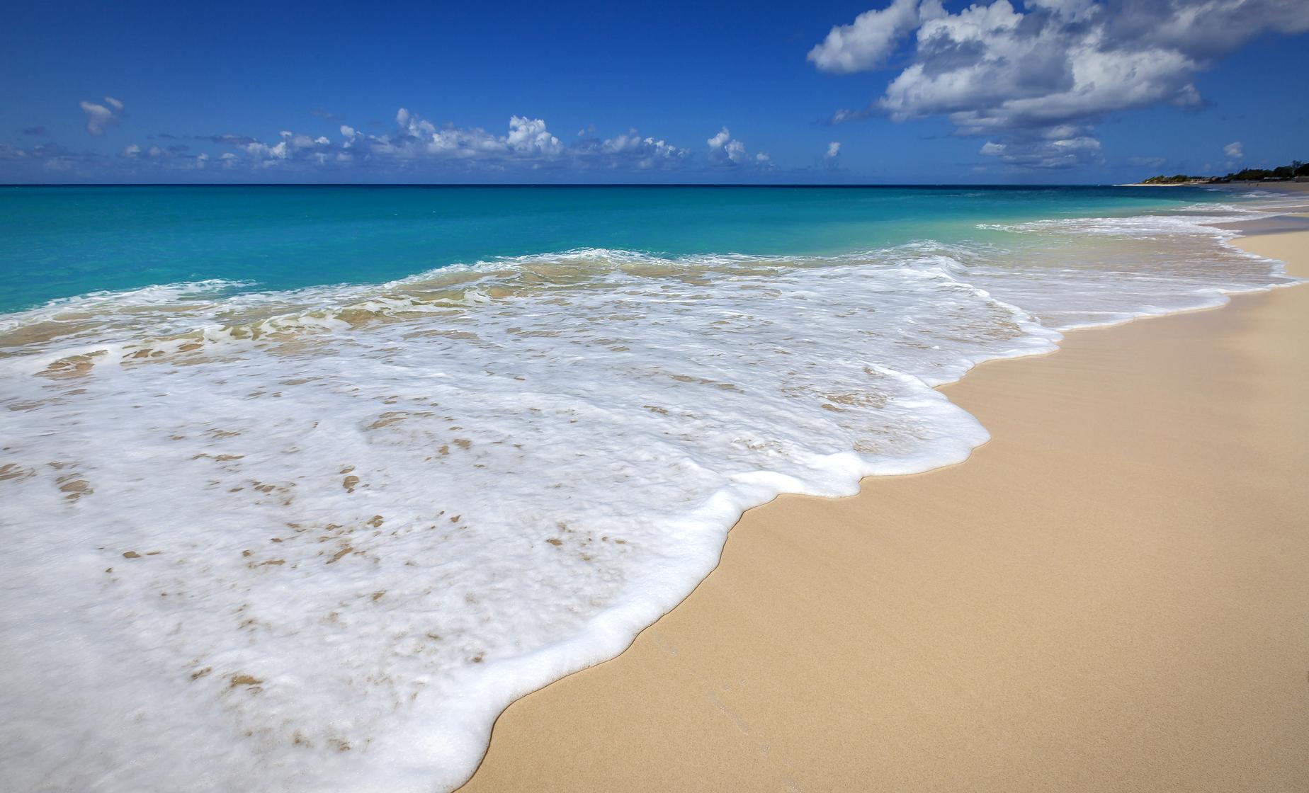 Private Beach and Two Islands from Marigot Tour