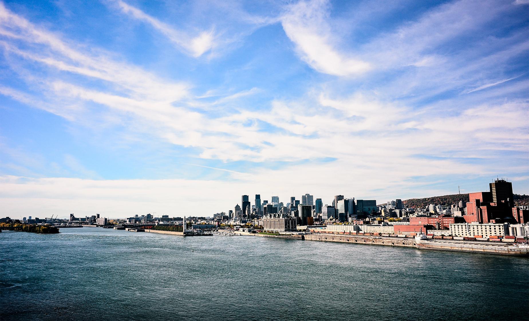 Maritime Cruise Tour in Quebec City (Place Royale, St.Laurence River)