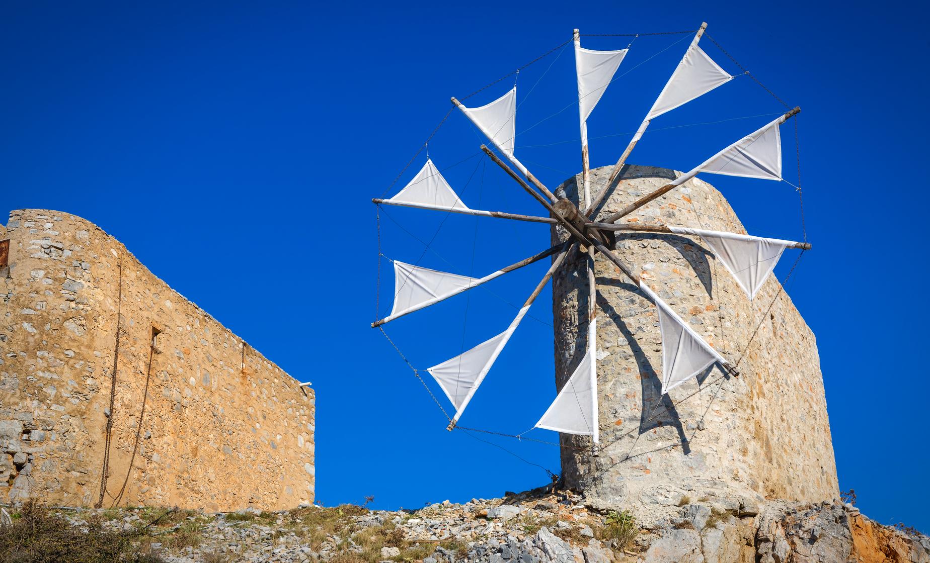 Private Lassithi Plateau, Cave of Zeus and Lassinthos Tour in Crete