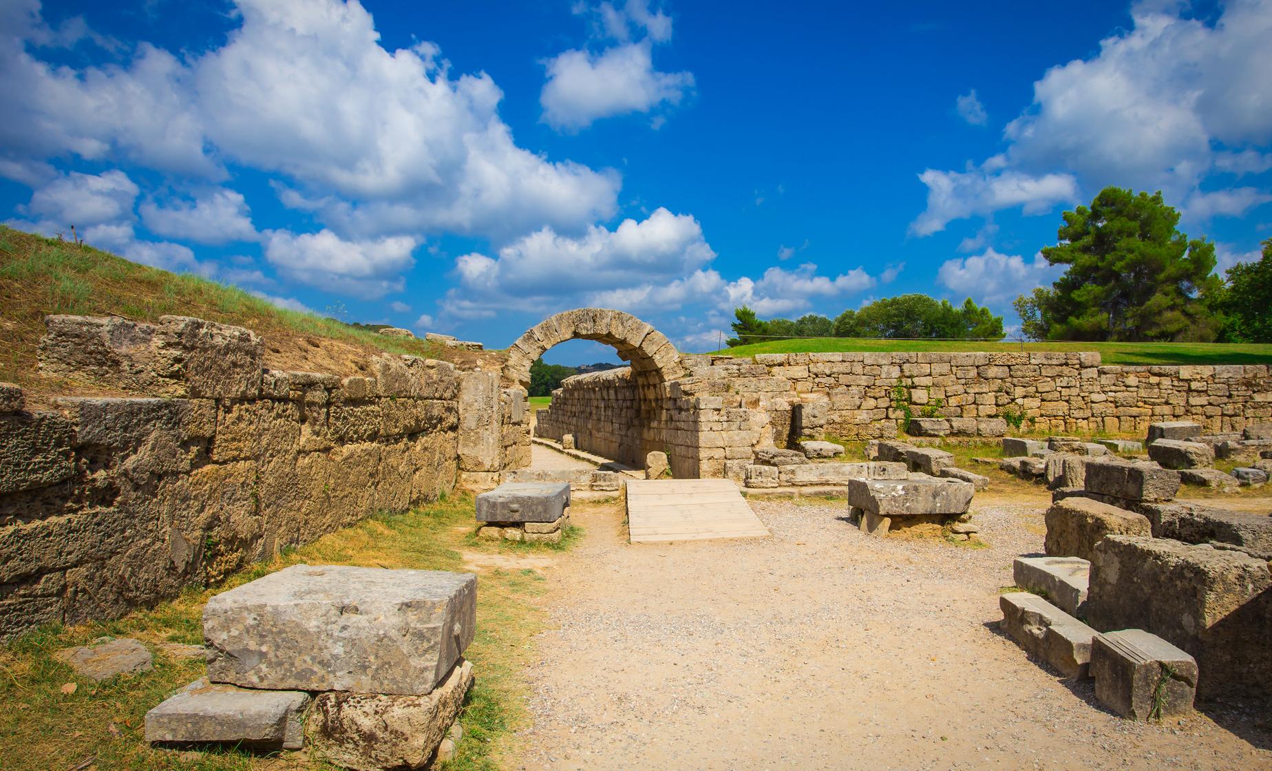 Private Ancient Olympia and Wine Tasting at Mercuri Estate