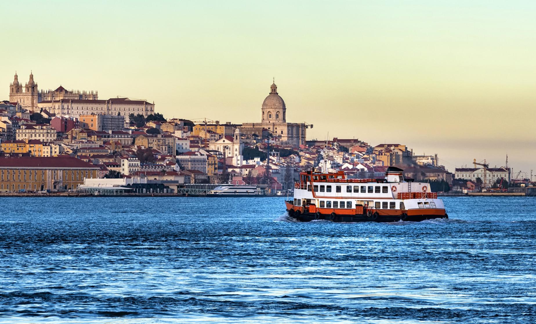 river cruise lisbon portugal