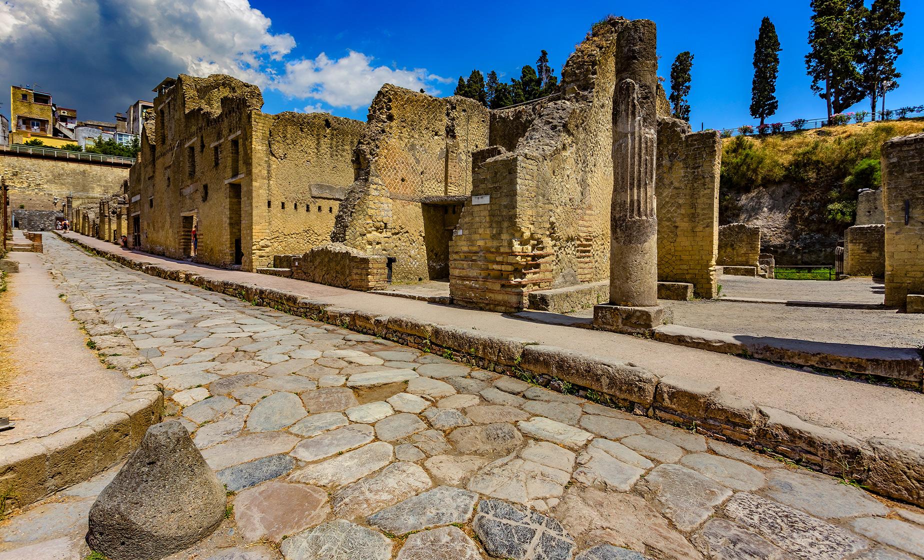 Pompeii and Herculaneum with Lunch