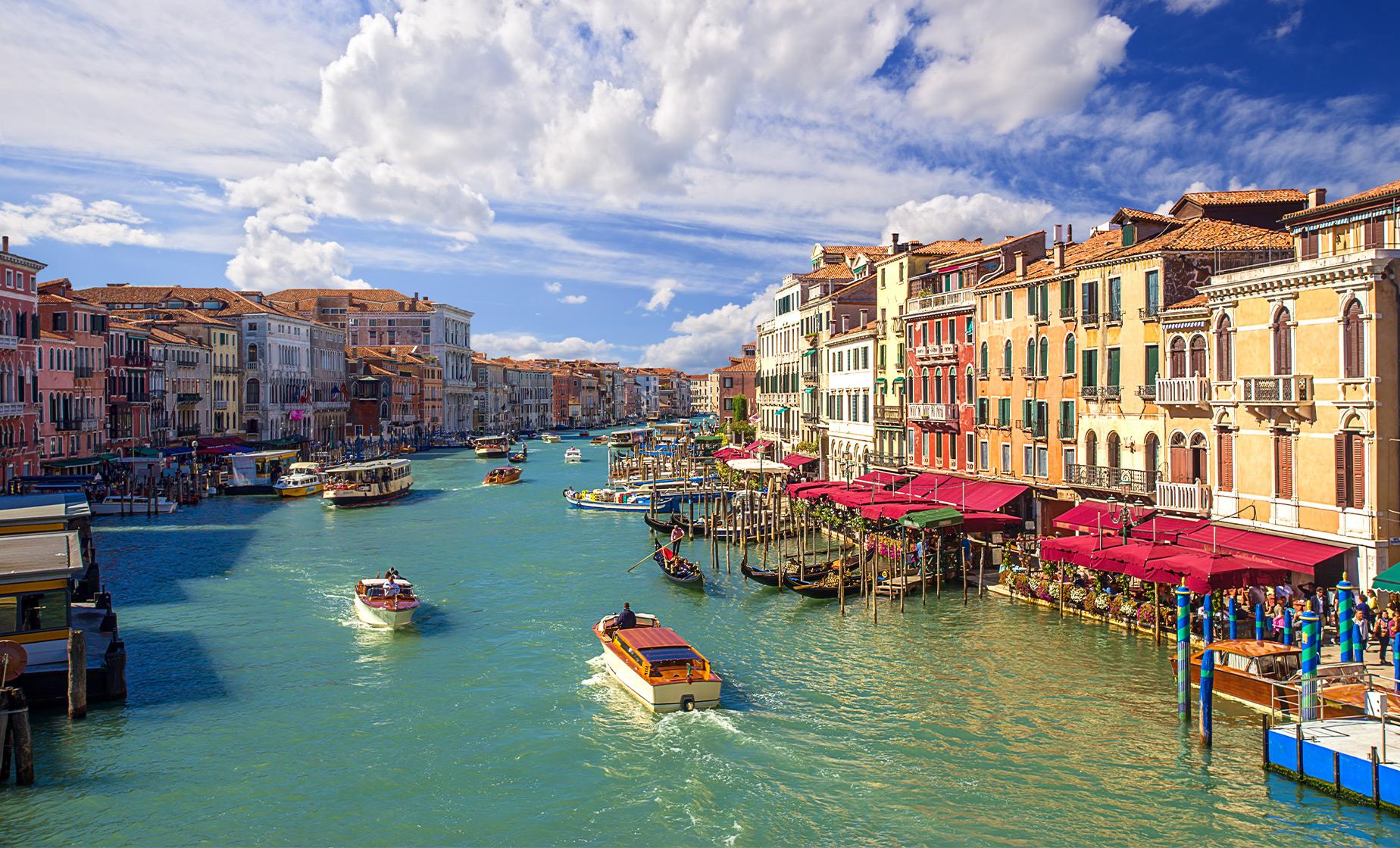 Grand Canal Boat Tour Day Excursion in Venice