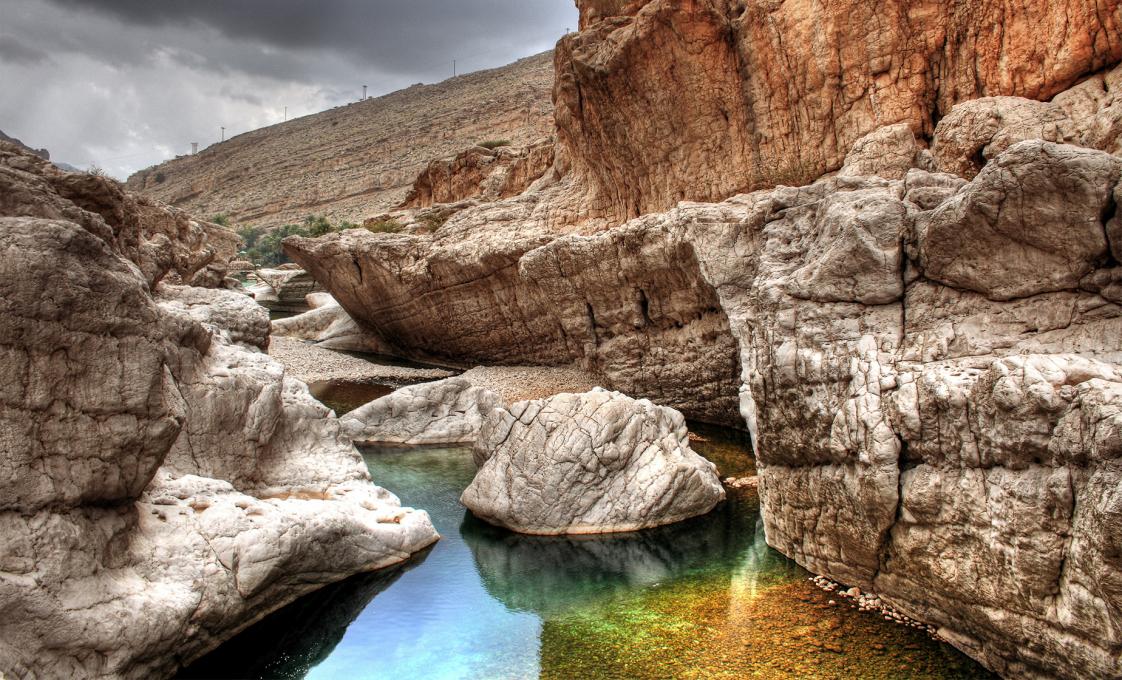 Private Wadi Bani Awf & Snake Gorge Visit