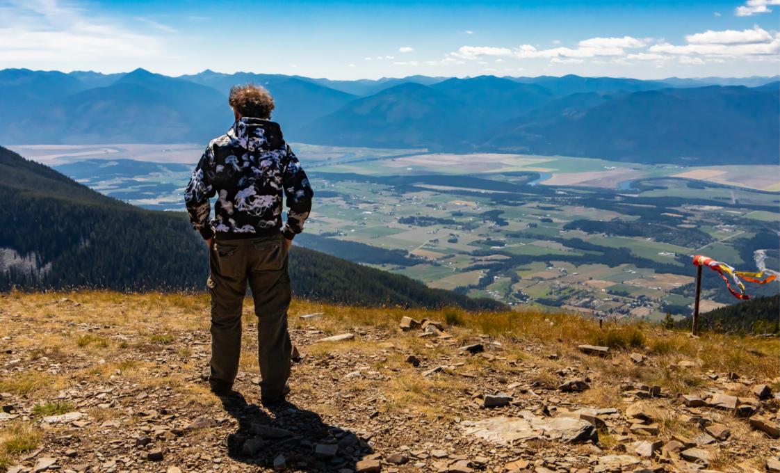 Hike To Creston Mountain Lighthouse