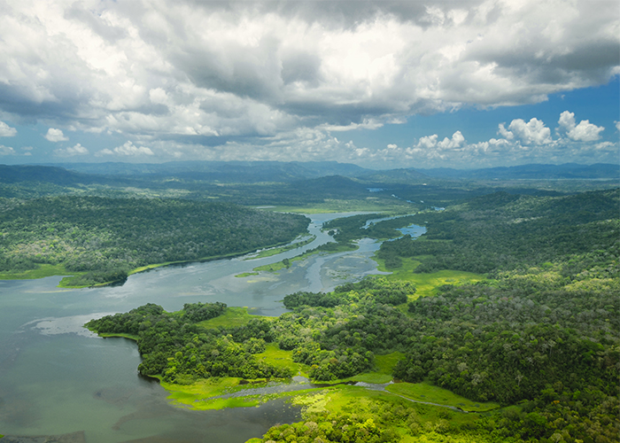 Panama Canal cruise excursions to Central America.